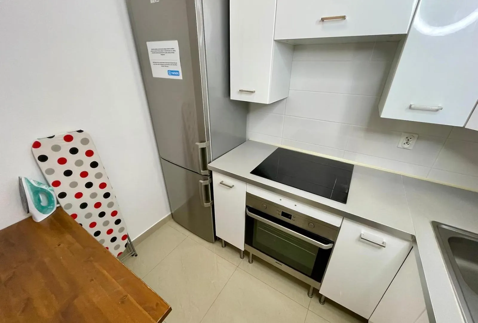 Fantastic Inn - Zgoda Warsaw Apartment